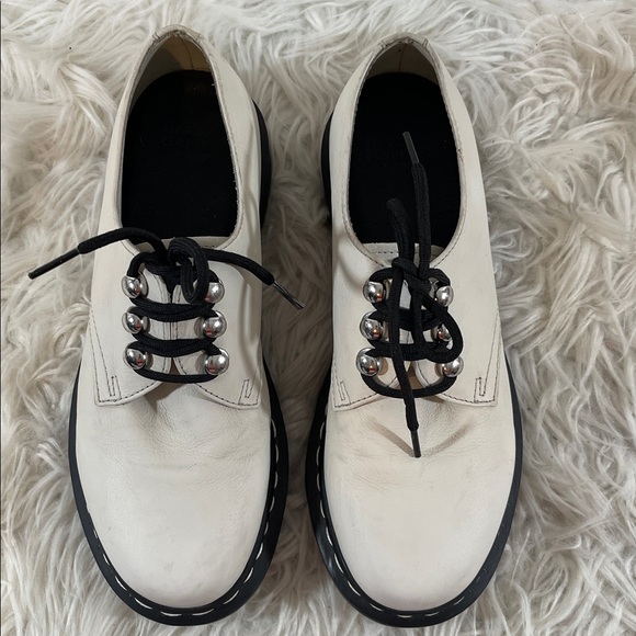 Dr. Martens 1461 HDW Ivory Oxford Hardware Leather Shoes Women’s Size 8 Unisex - Picture 4 of 12